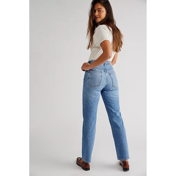 NWOT Free People Light Wash Straight Leg Jeans Blue 27 - Picture 1 of 6